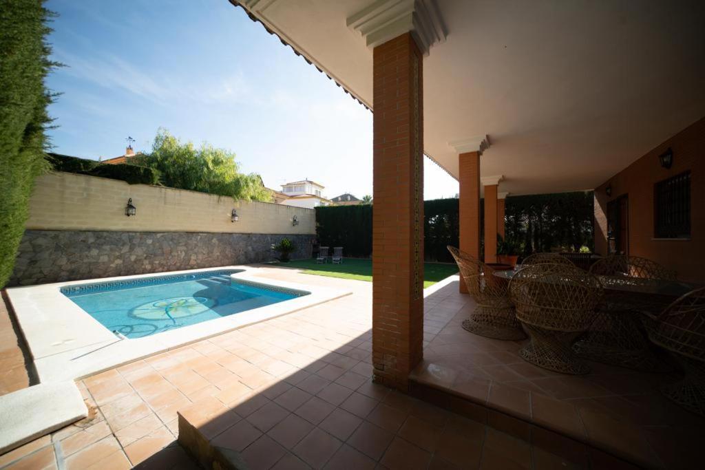 Villa Candelaria Sevilla Aljarafe Bormujos Exterior foto